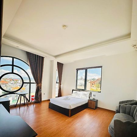 Ttr Midtown View Hotel Dalat Exteriör bild