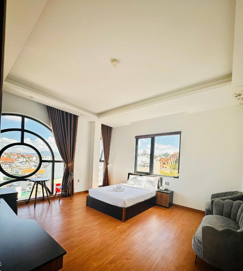 Ttr Midtown View Hotel Dalat Exteriör bild