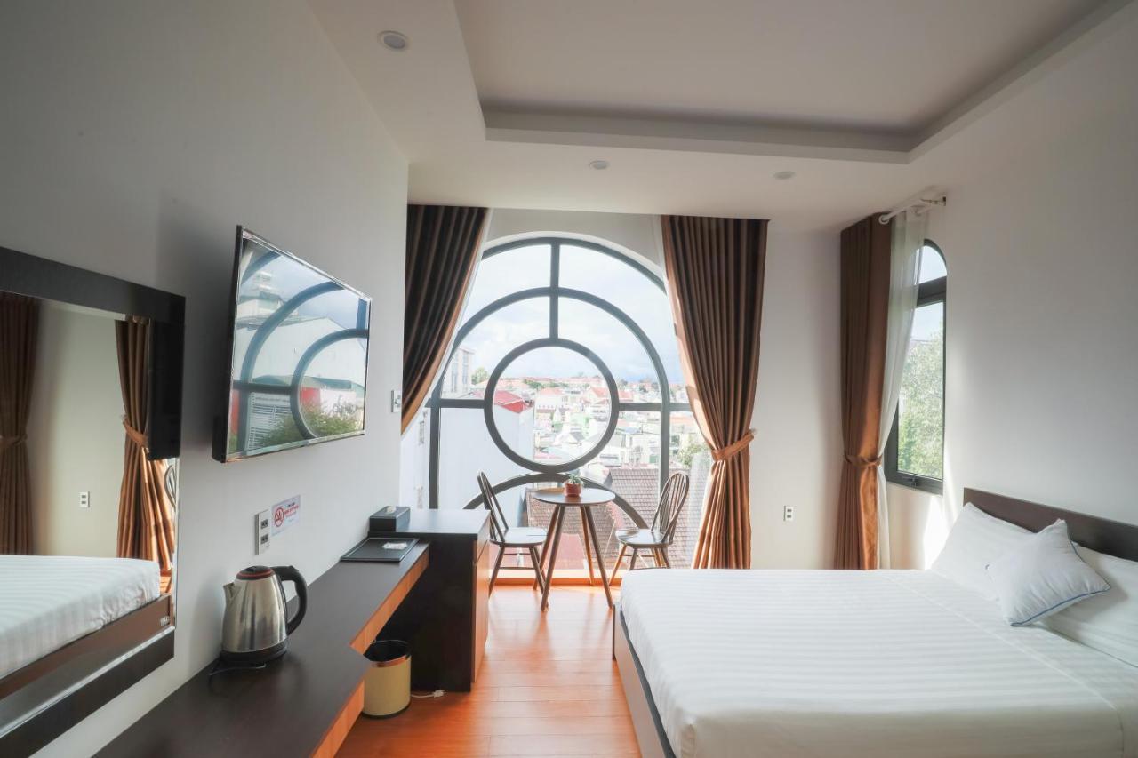 Ttr Midtown View Hotel Dalat Exteriör bild